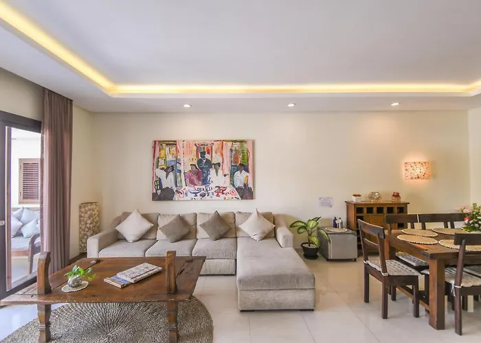Amalia Swan Haven Villa
